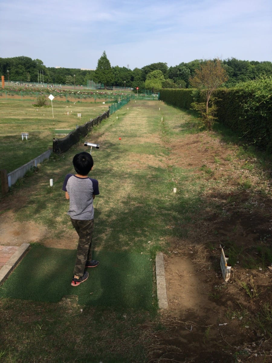 新座市総合運動公園でマレットゴルフ 親子1000円以内で、芝生の上でのお散歩とピクニック気分を楽しんだ一日