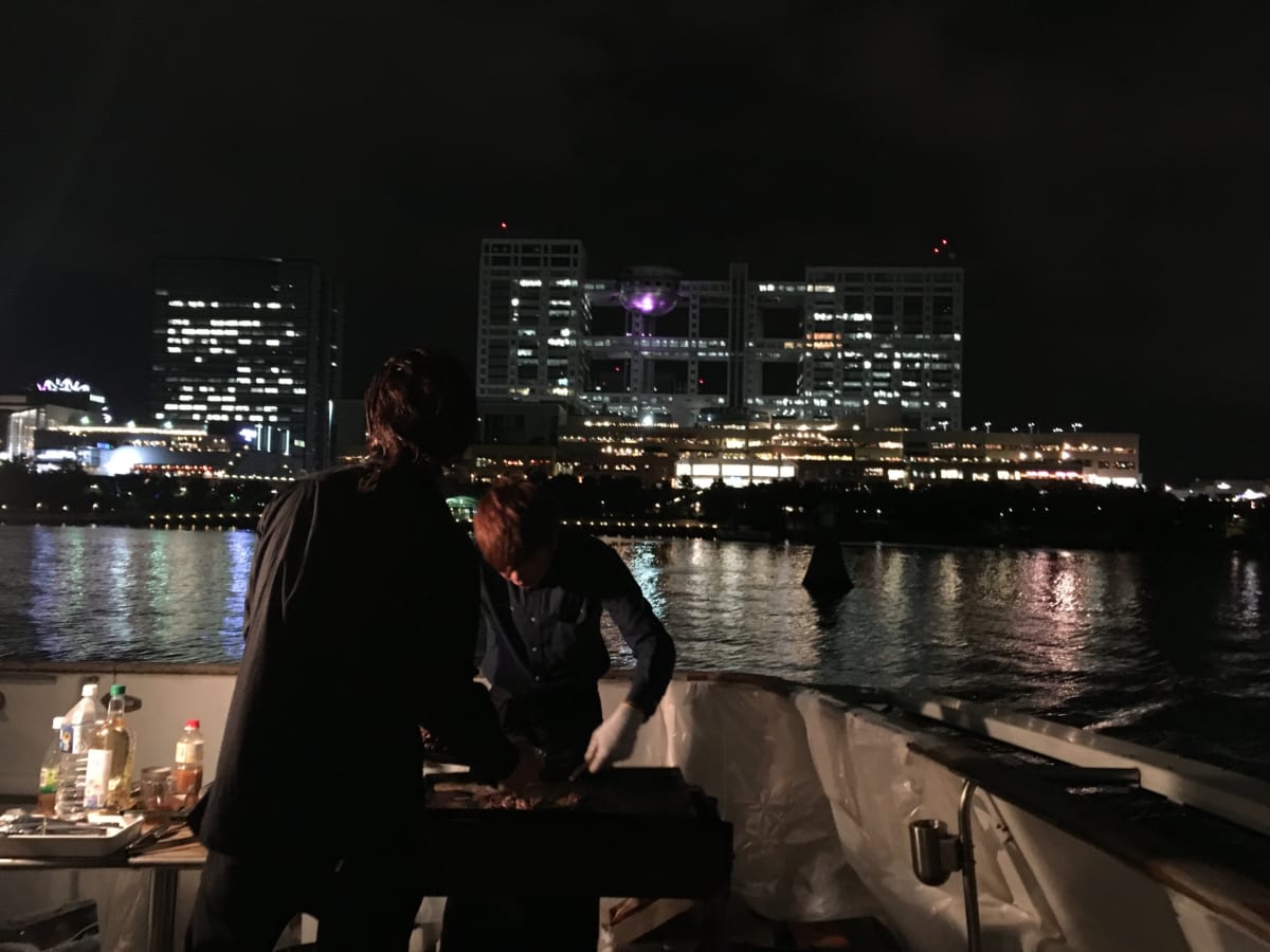 鳥居祐一さん「人脈塾」プレミアム船上BBQパーティー に参加、夜の東京湾3時間クルーズは心を穏やかに開放的にしてくれましたー
