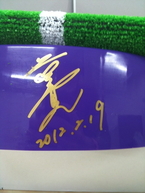 ゴルフフェア 藤田寛之選手のサイン入りパターマット、Fujitaマットをゲット!!!